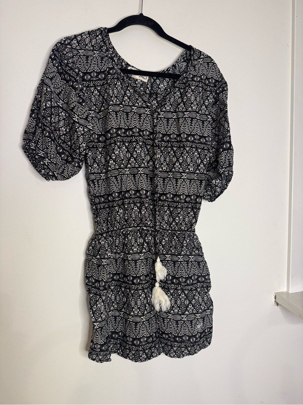 LAGACI Black and White Patterned dress with Tassel Tie